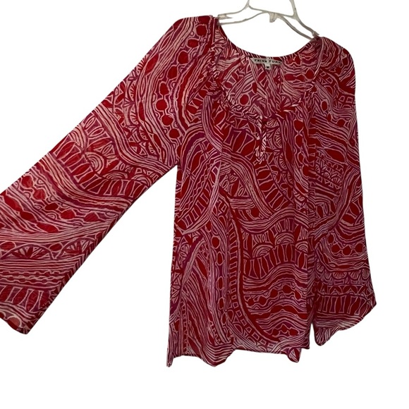 Trina Turk Silk Blend Printed Peasant Blouse keyhole neck relaxed semi sheer M - Picture 7 of 15